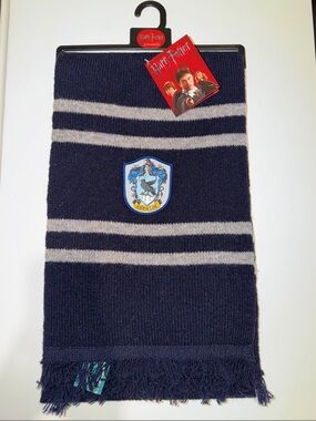 Ravenclaw Kids Navy and Gray Stripe Knit Scarf